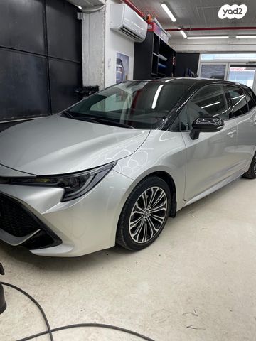 טויוטה קורולה