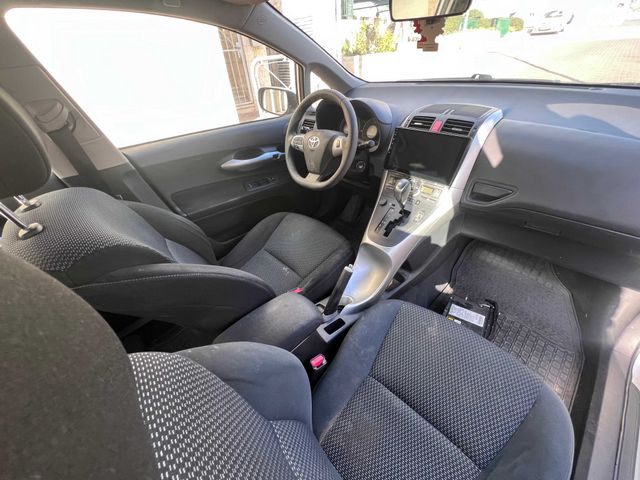 מודעת רכב טויוטה אוריס