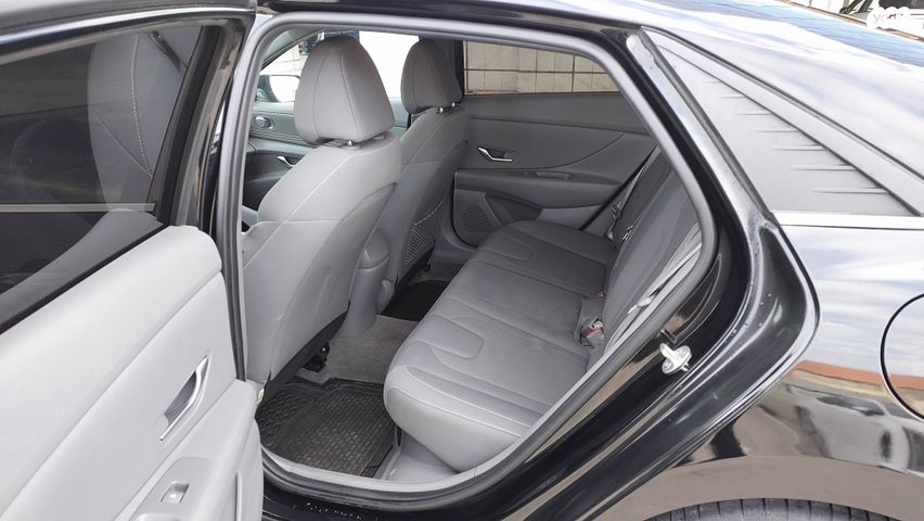 יונדאי אלנטרה