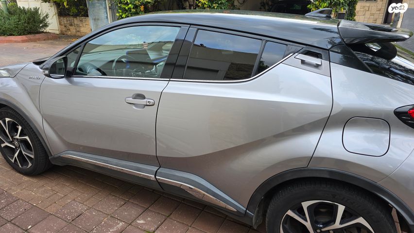טויוטה C-HR