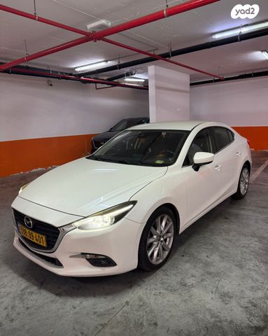 מודעת רכב מאזדה 3