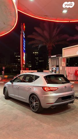 מודעת רכב סיאט לאון