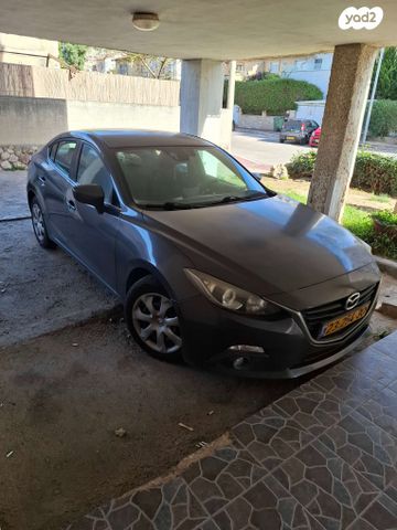 מאזדה 3