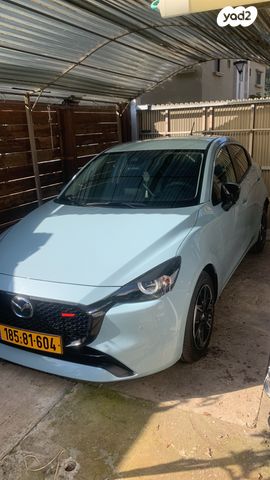 מודעת רכב מאזדה 2