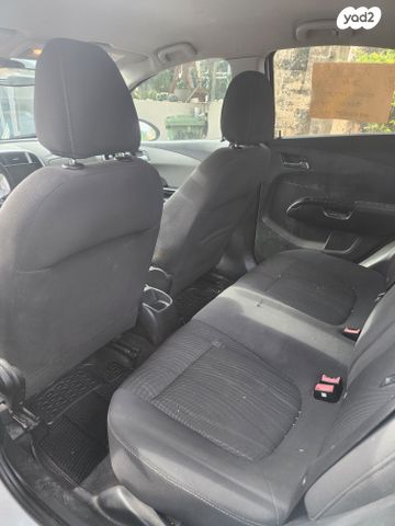 שברולט סוניק