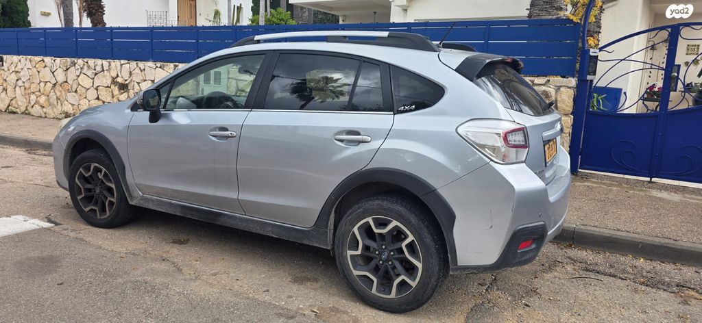 מודעת רכב סובארו XV