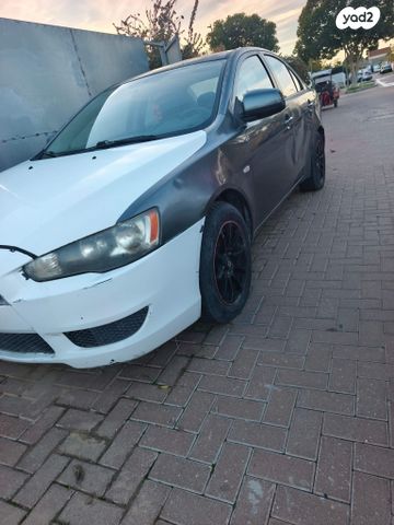 מודעת רכב מיצובישי לנסר