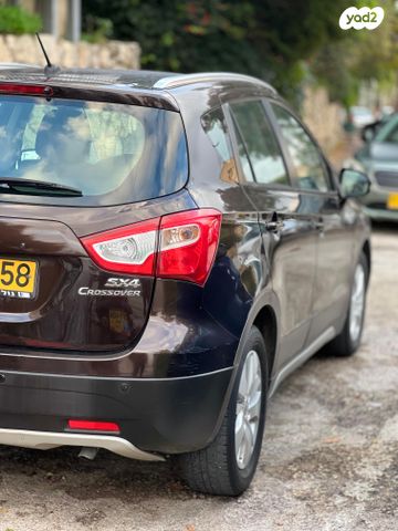 סוזוקי קרוסאובר