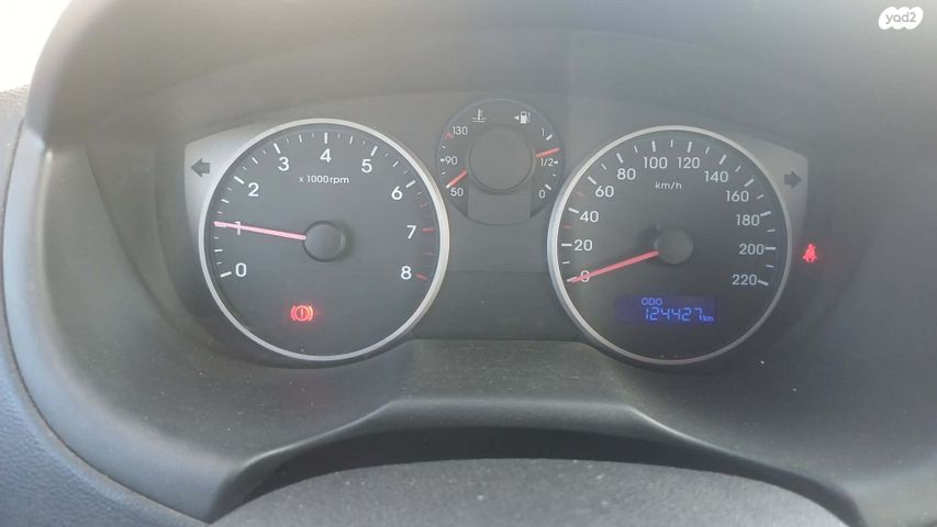 מודעת רכב יונדאי i20