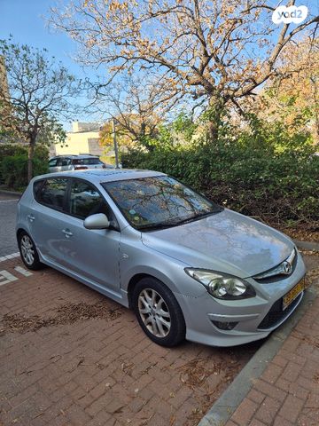יונדאי i30