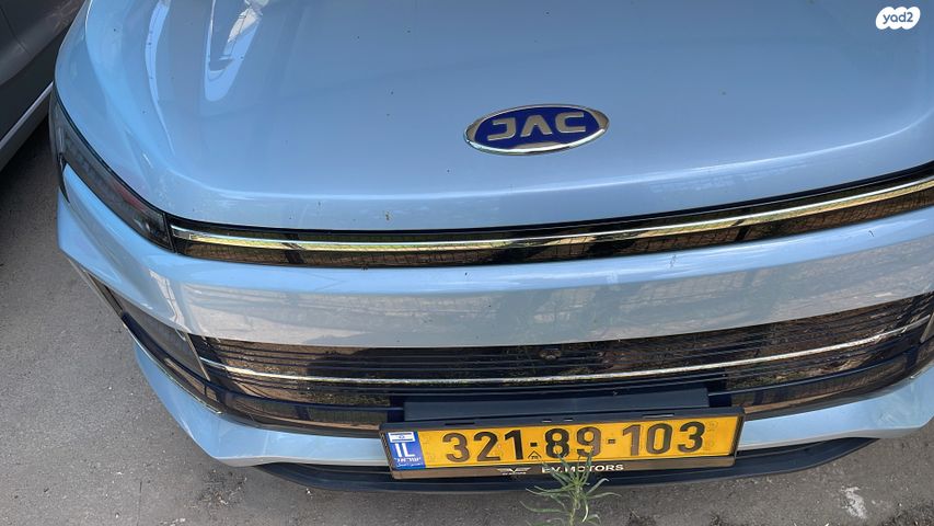 מודעת רכב ג׳יי.איי.סי E-JS4