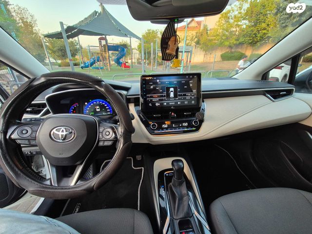 טויוטה קורולה