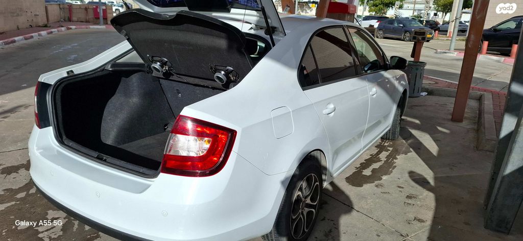 סקודה ראפיד