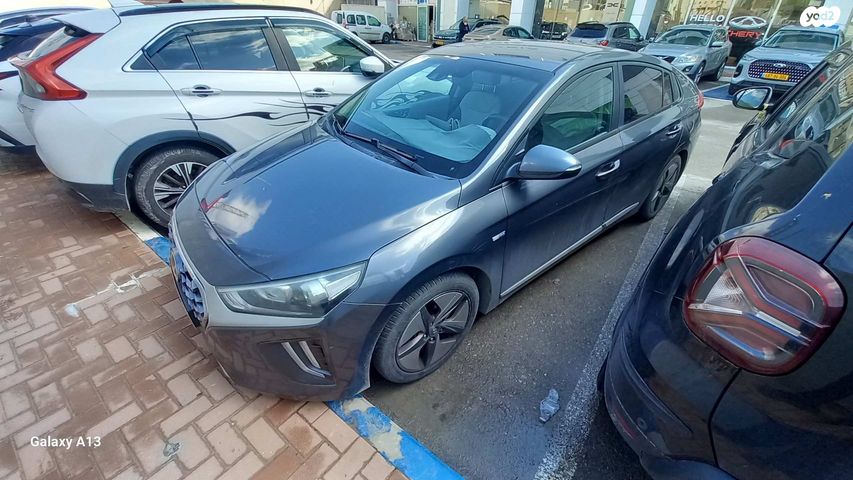 יונדאי איוניק