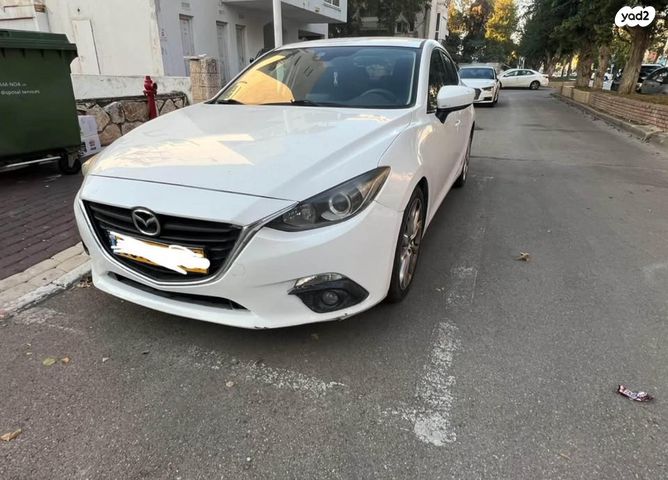 מאזדה 3