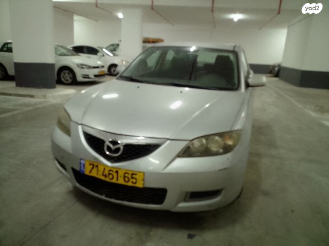 מודעת רכב מאזדה 3
