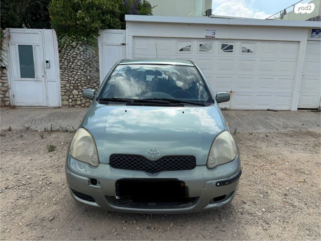 מודעת רכב טויוטה יאריס