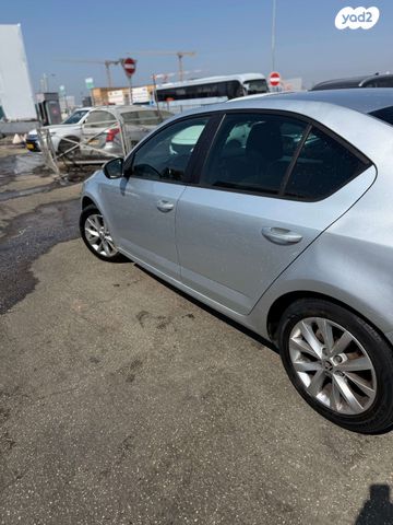 סקודה אוקטביה 