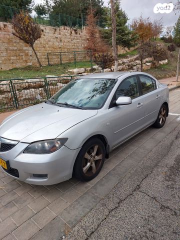 מאזדה 3