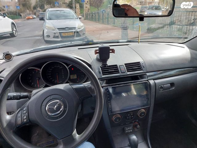 מאזדה 3