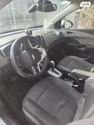 שברולט סוניק