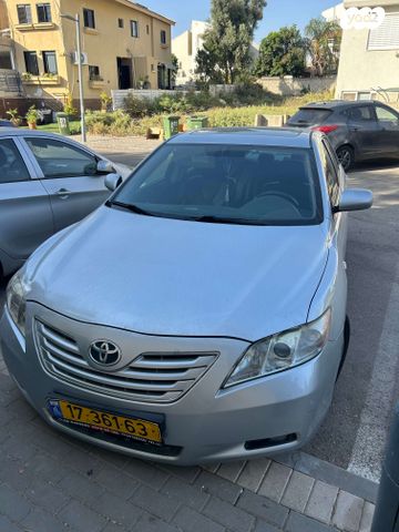 טויוטה קאמרי