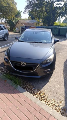 מודעת רכב מאזדה 3