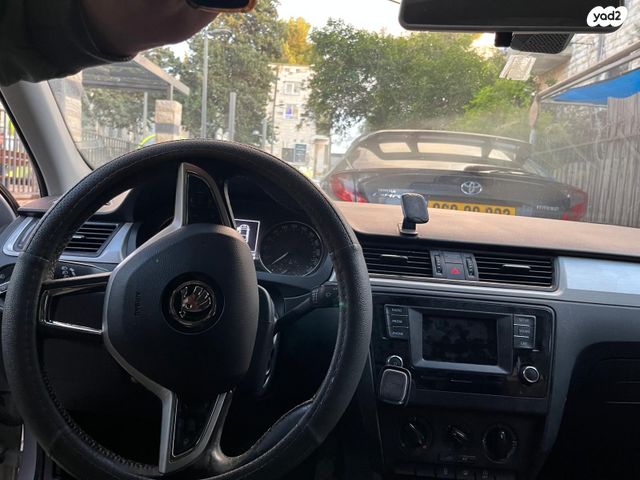 סקודה ראפיד