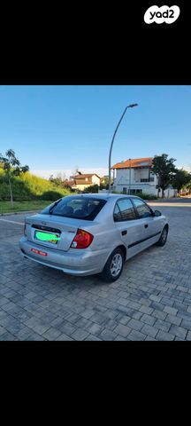 יונדאי אקסנט i25