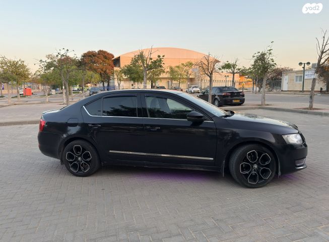 סקודה אוקטביה