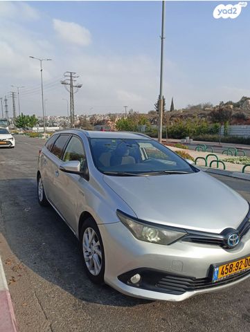 מודעת רכב טויוטה אוריס