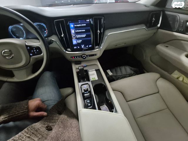 וולוו V60