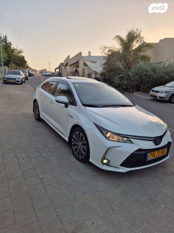 טויוטה קורולה