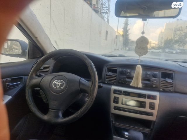 מודעת רכב טויוטה קורולה