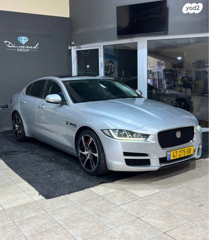 מודעת רכב יגואר XE