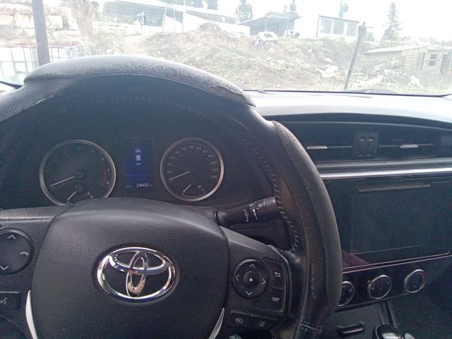 מודעת רכב טויוטה קורולה