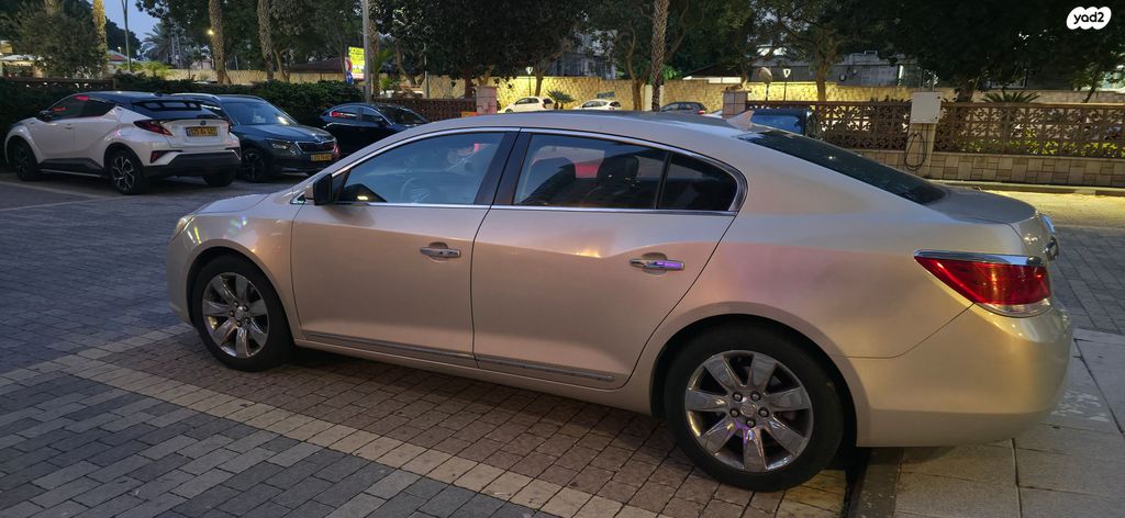 ביואיק לה-קרוס