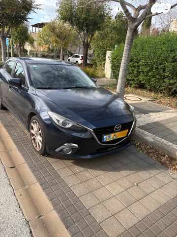 מודעת רכב מאזדה 3