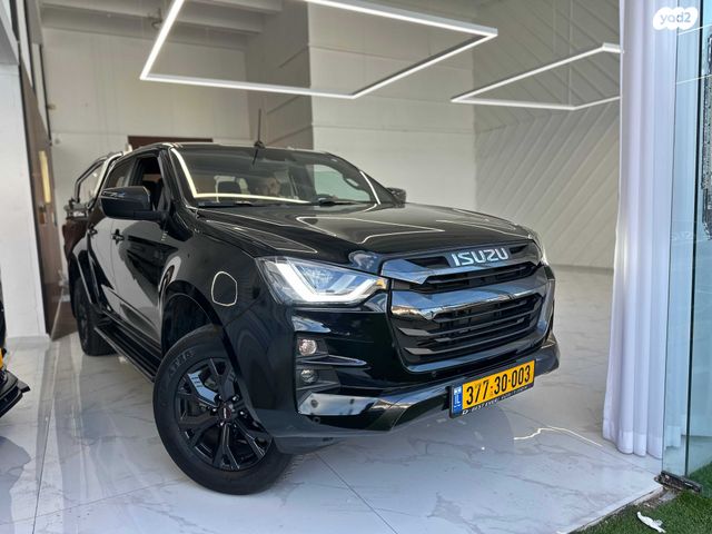 איסוזו די-מקס