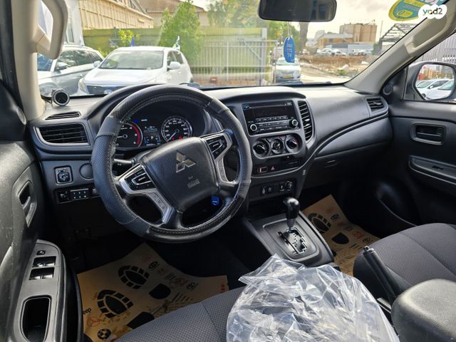 מיצובישי טרייטון / L200