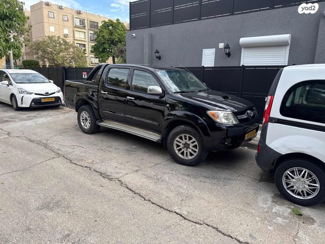 מודעת רכב טויוטה היילקס
