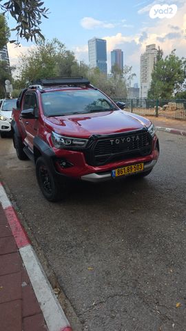 מודעת רכב טויוטה היילקס