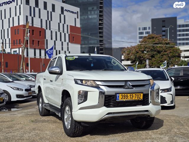 מיצובישי טרייטון / L200