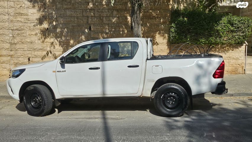 מודעת רכב טויוטה היילקס