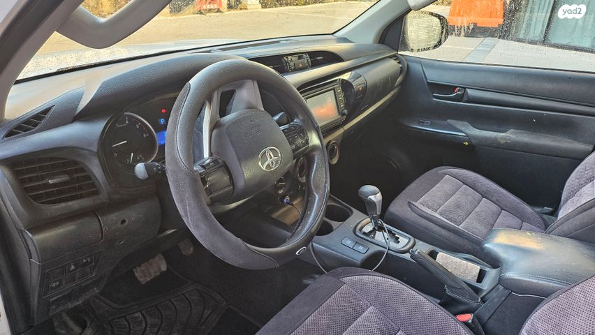 טויוטה היילקס