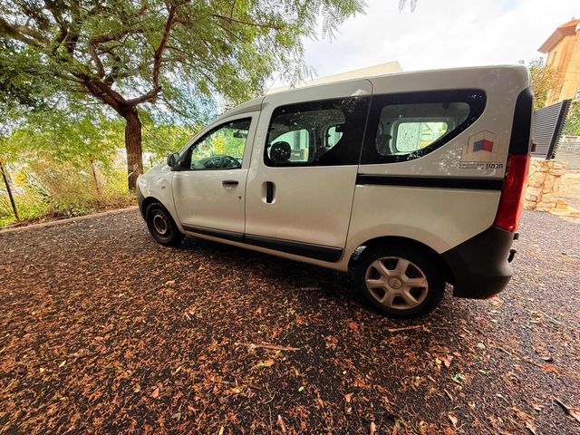 דאצ'יה דוקר