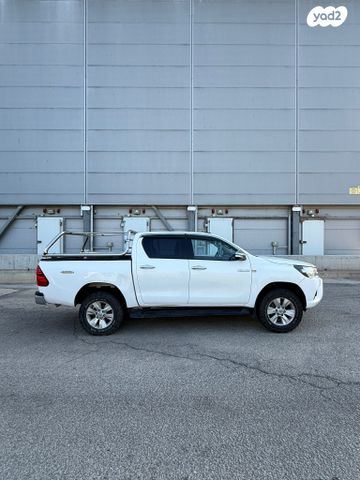 מודעת רכב טויוטה היילקס