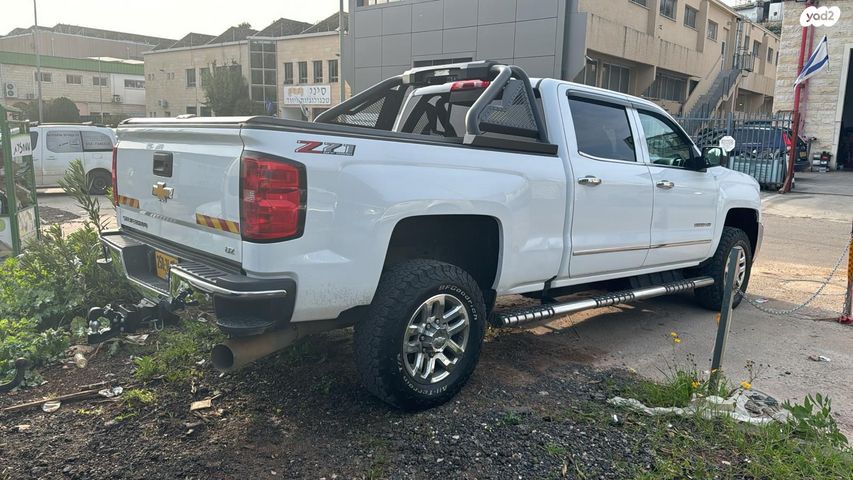 שברולט סילברדו