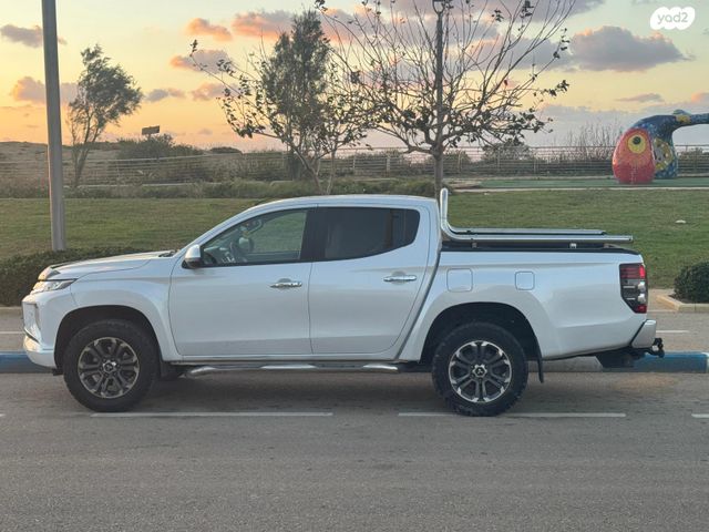 מיצובישי טרייטון / L200