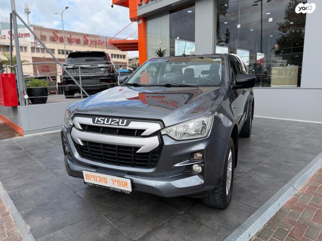 איסוזו די-מקס